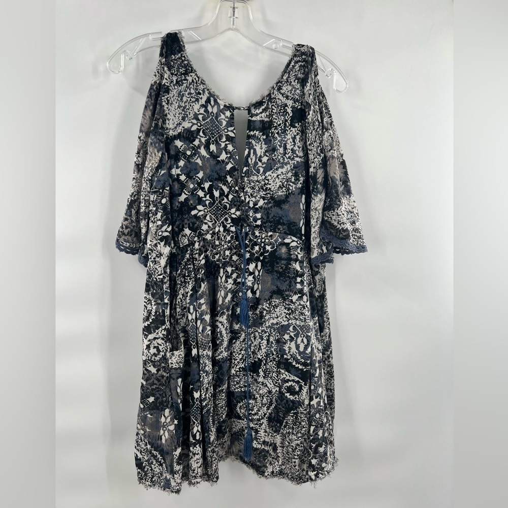 Free People floral blue grey cold shoulder blouse top size S - Picture 12 of 13